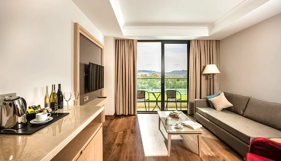 هتل کرومار افسوس کوش آداسی